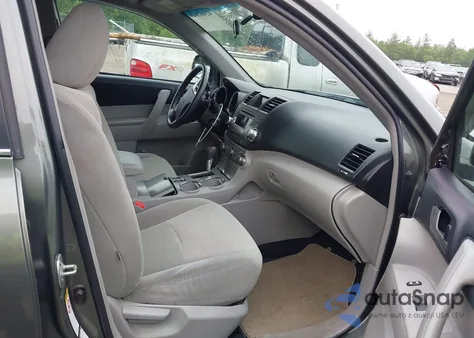 2012 Toyota Highlander Base V6 из США, поврежденный, VIN 5TDBK3EH7CS146948